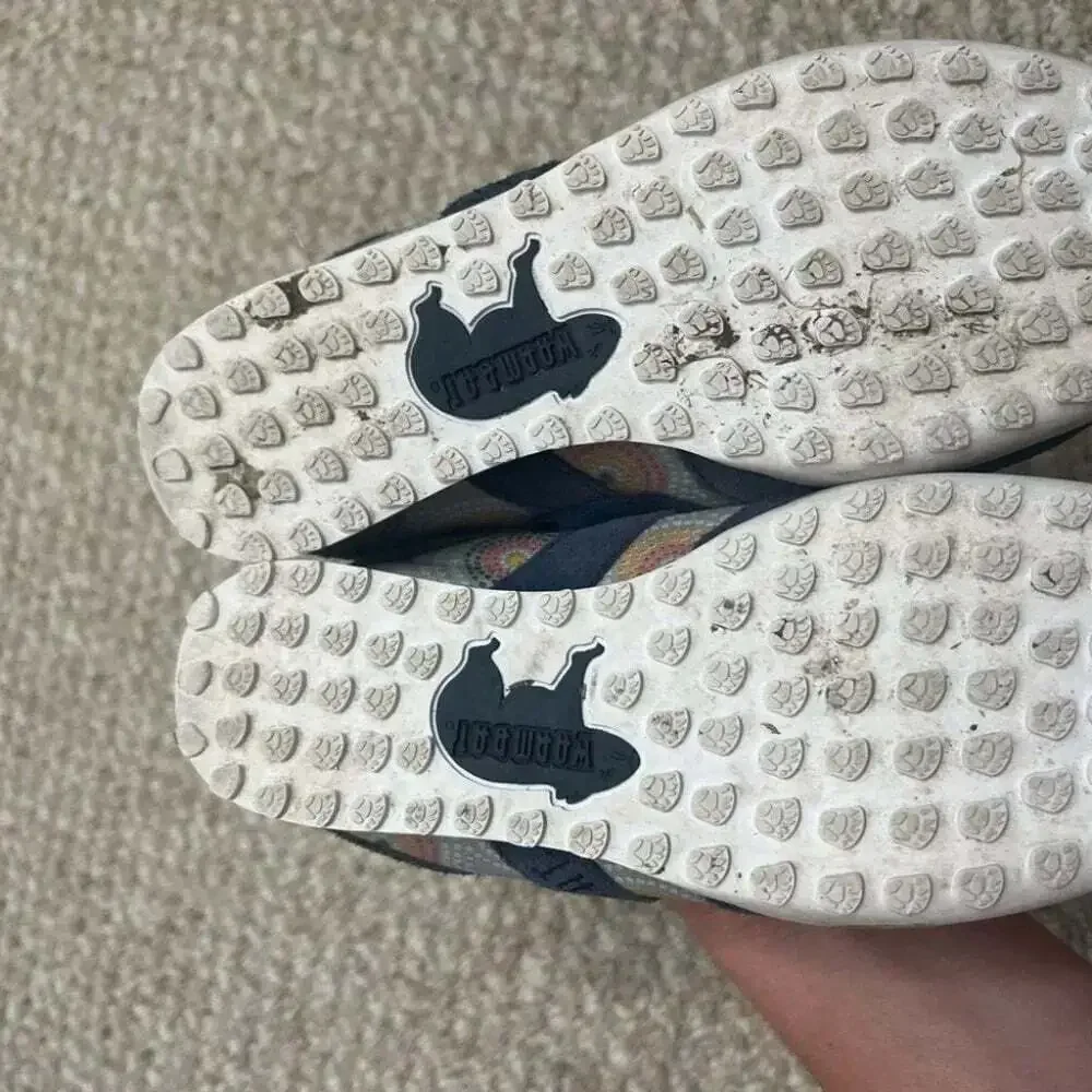 Warmbat slip on sneakers shoes size  5.5 blue